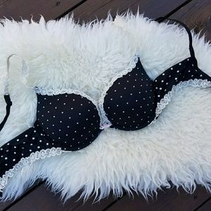 Victoria's secret Bombshell bra 34C